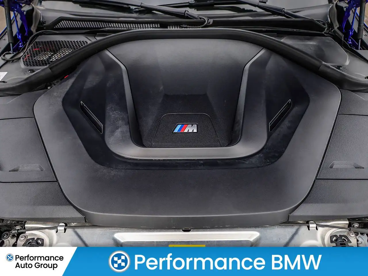 BMW i4 photo BMW i4