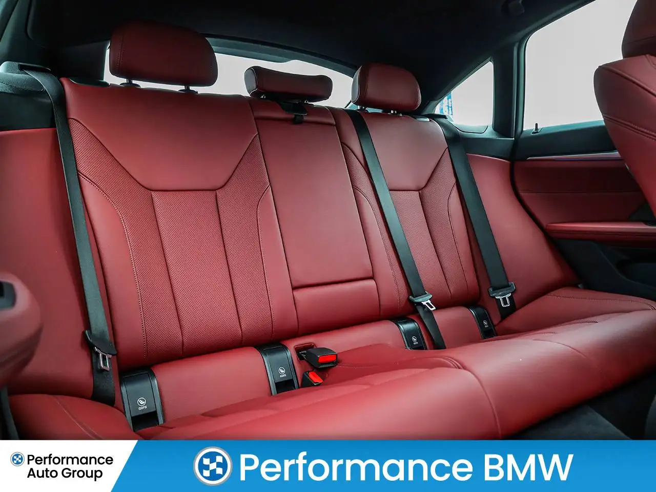 BMW i4 photo BMW i4