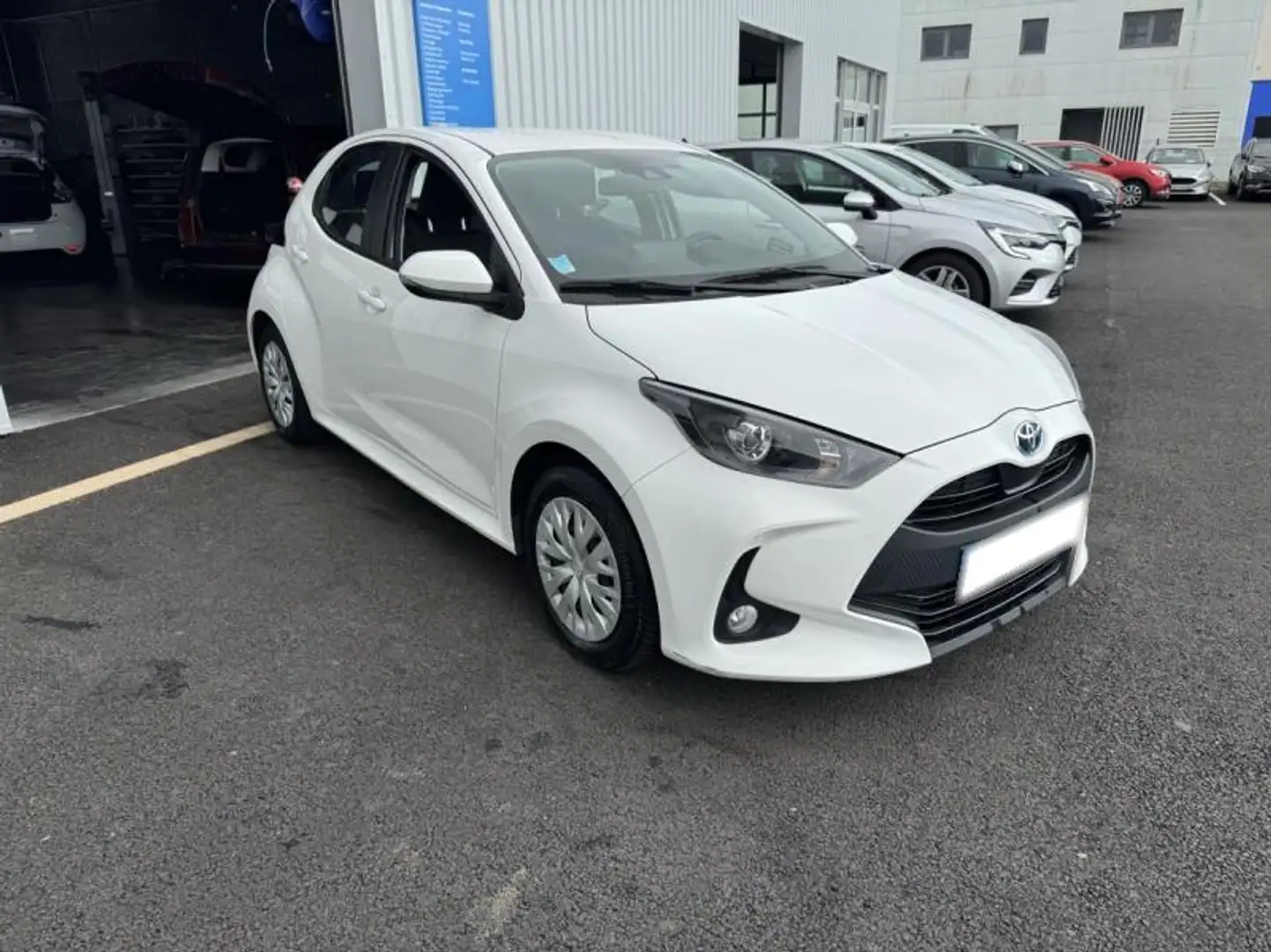 Toyota Yaris 116h Dynamic 5p MY22 Blanc - 2