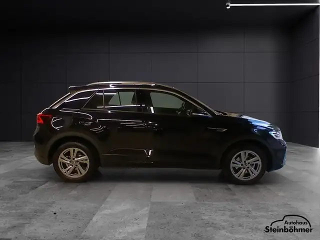 Volkswagen T-Roc view 8