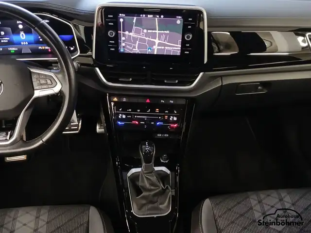 Volkswagen T-Roc view 20