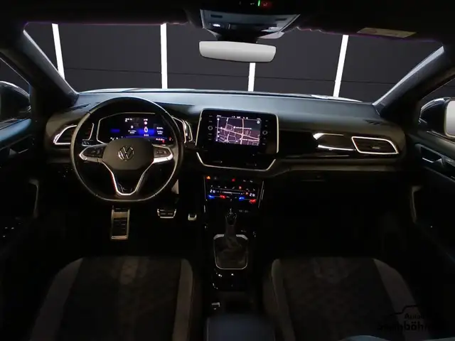 Volkswagen T-Roc view 19