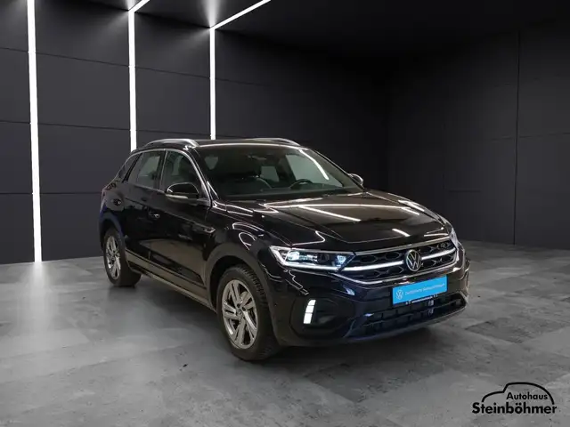 Volkswagen T-Roc view 9