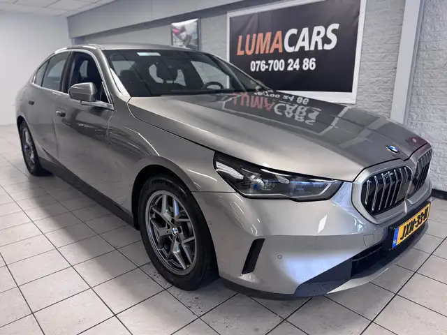 BMW 520 5-serie 520i |Business Edition|Head-up|Scherpe Pri