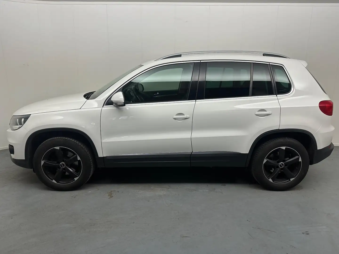 Volkswagen Tiguan 1.4 TSI Sport&Style # Leder # Clima # Pdc # Dealer Weiß - 2