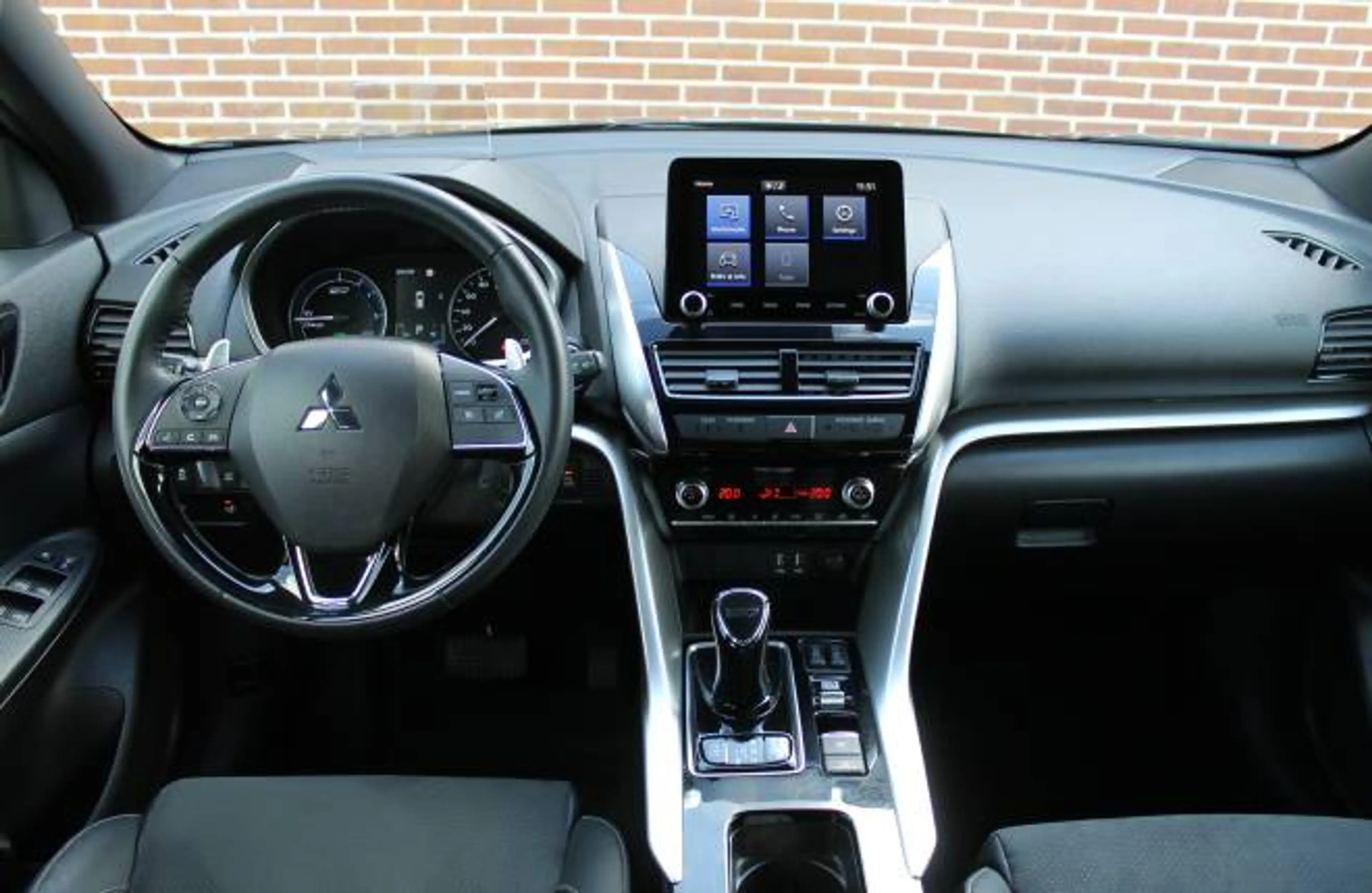 Mitsubishi Eclipse Cross 2.4 PHEV Intense+ | RIJKLAAR | TREKHAAK — photo 7