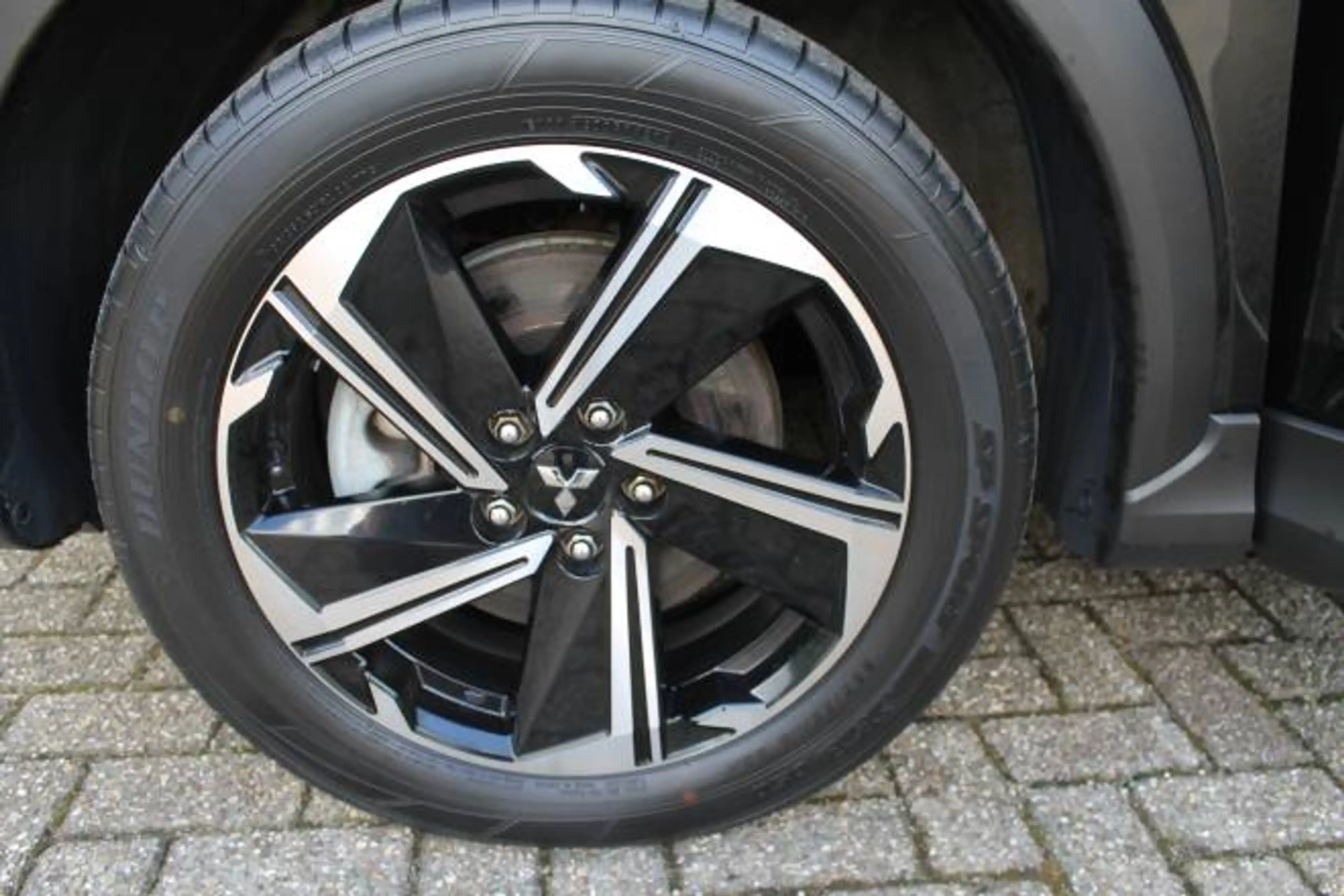 Mitsubishi Eclipse Cross 2.4 PHEV Intense+ | RIJKLAAR | TREKHAAK — photo 20