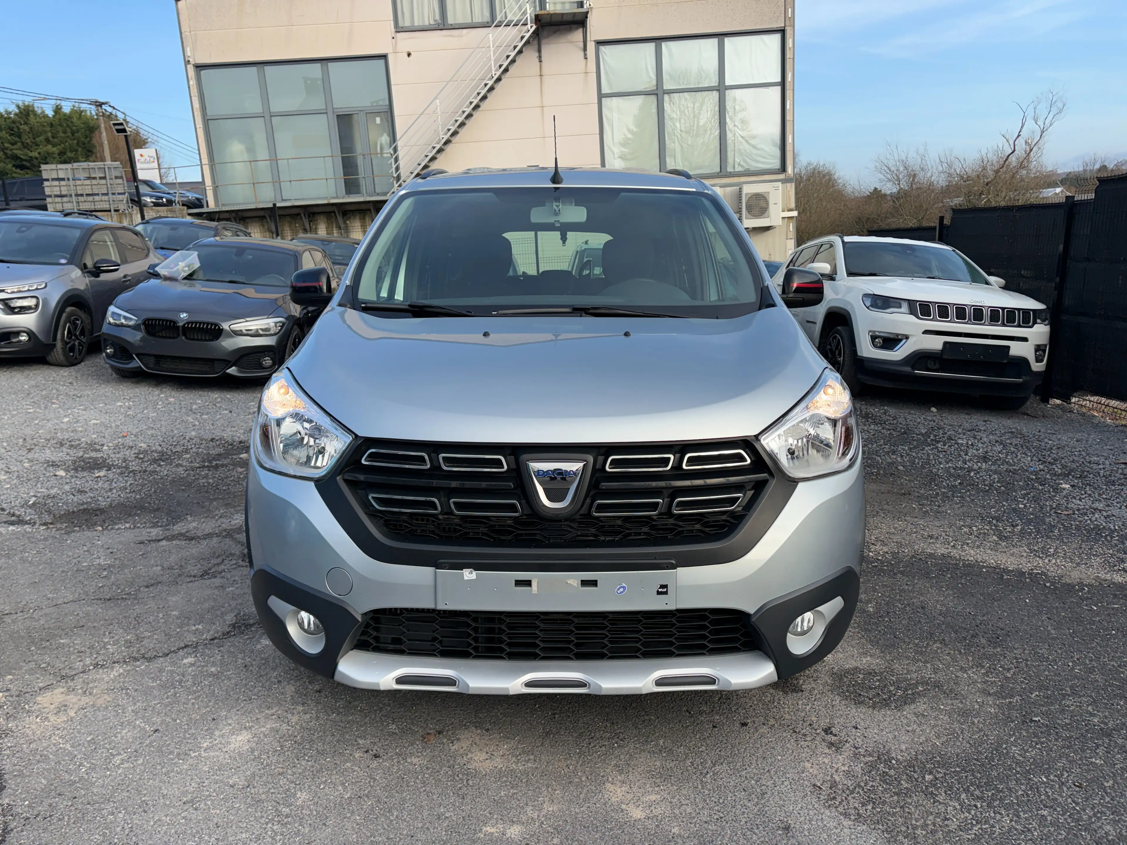 Dacia Lodgy Stepway 1.3 TCe Techroad - EU6D - GARANTIE 1AN - — photo 12