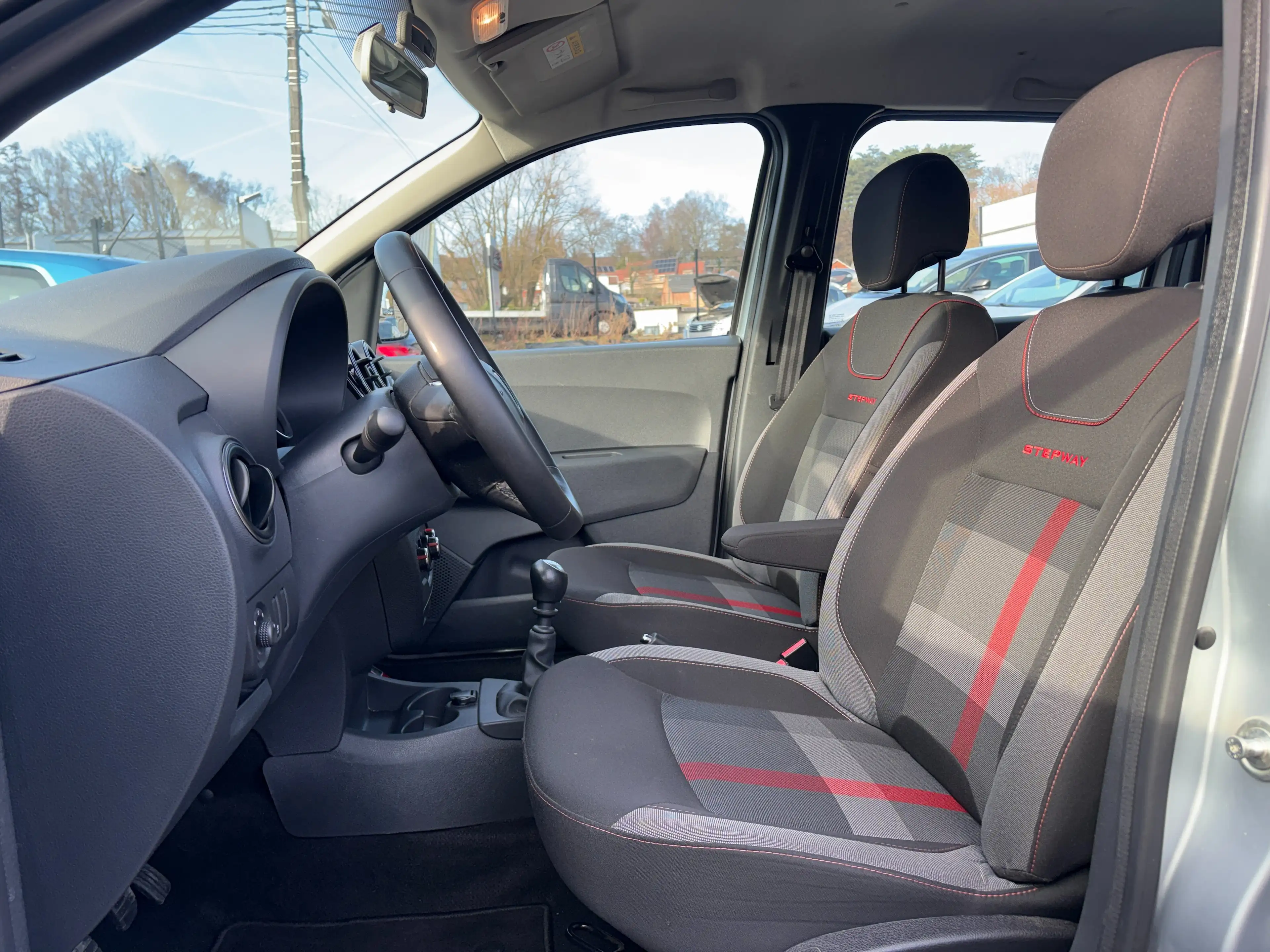 Dacia Lodgy Stepway 1.3 TCe Techroad - EU6D - GARANTIE 1AN - — photo 7