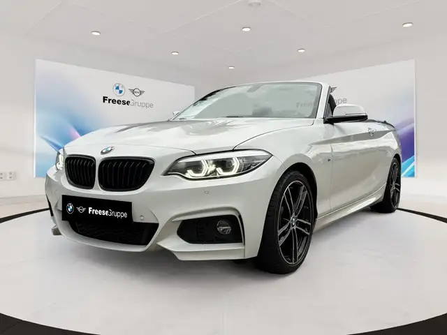 BMW 220 i Cabrio M Sport NAVI RFK H+K SOUND