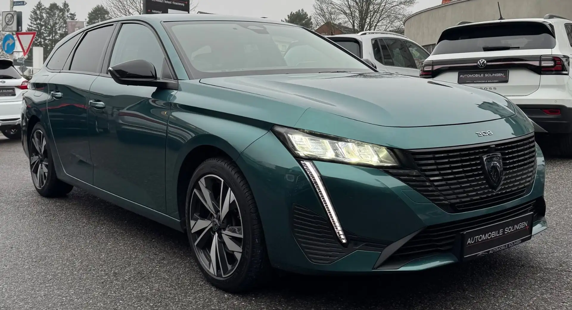 Peugeot 308 SW Allure AUT+NAV+SHZ+RFK+LHZ+PDC+LED+APP+BT Blu/Azzurro - 2