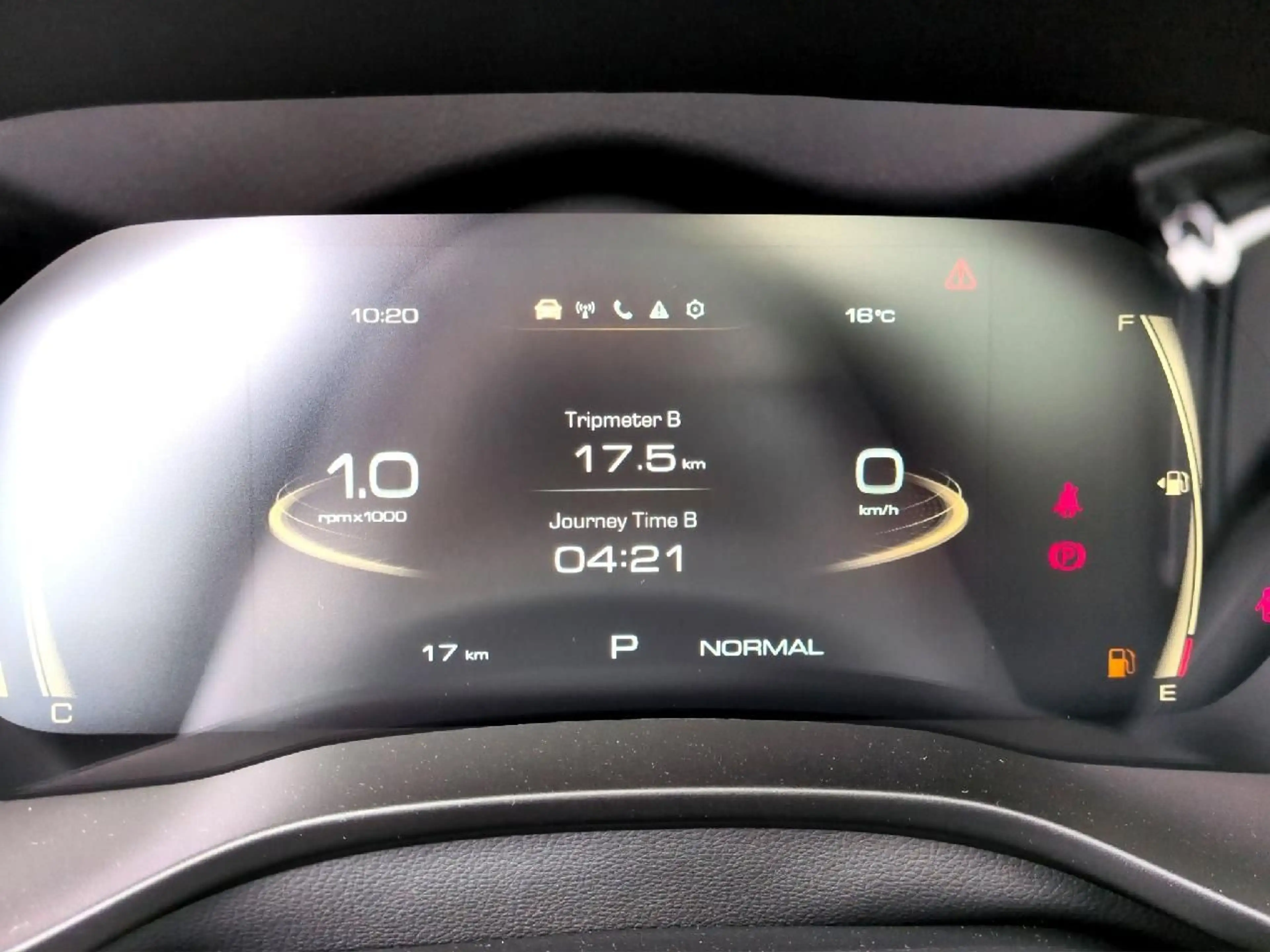 GWM HAVAL Jolion Pro Haval Jolion Pro 1.5 Turbo 130 kW FWD Premium — photo 11