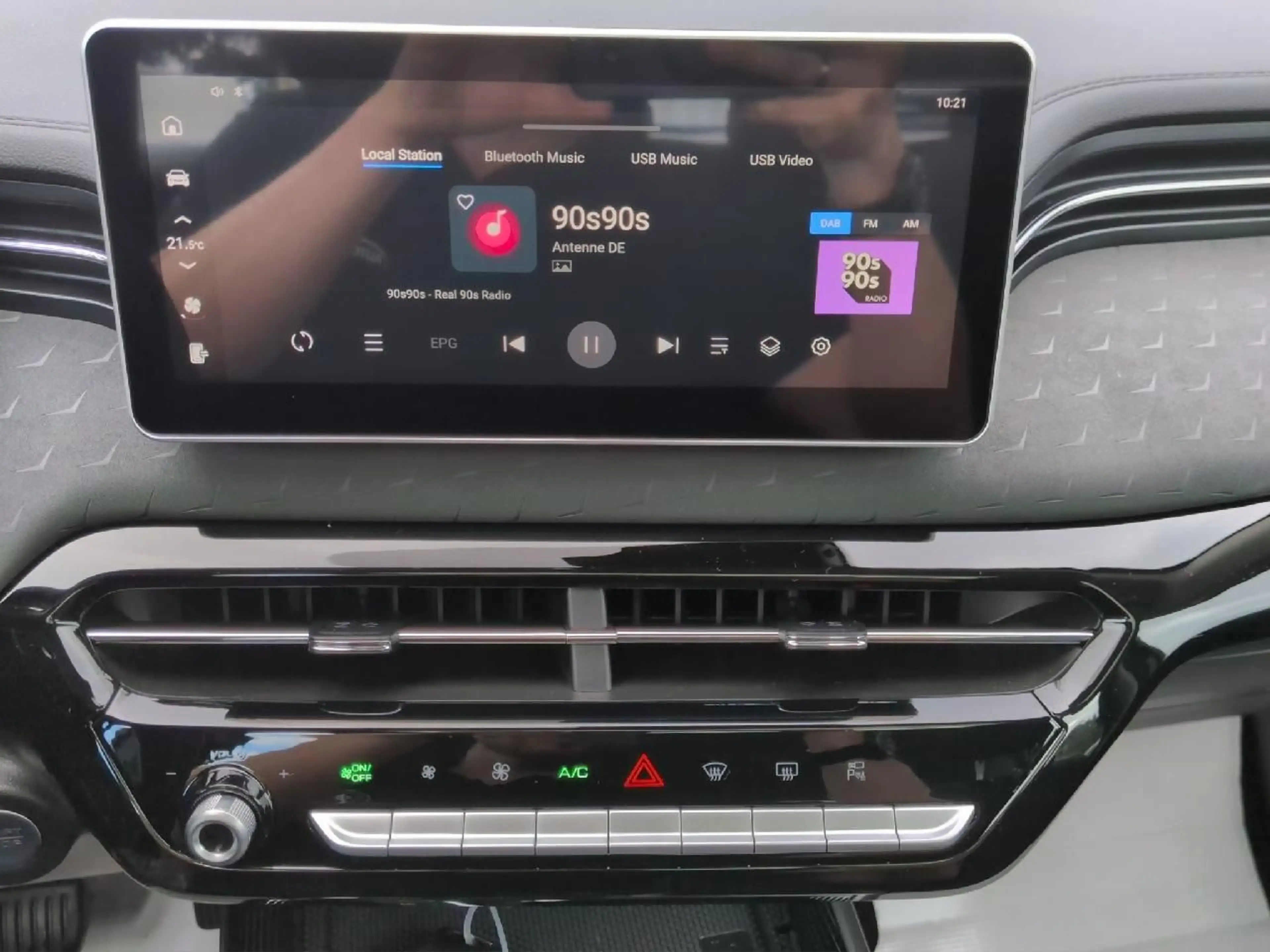 GWM HAVAL Jolion Pro Haval Jolion Pro 1.5 Turbo 130 kW FWD Premium — photo 14