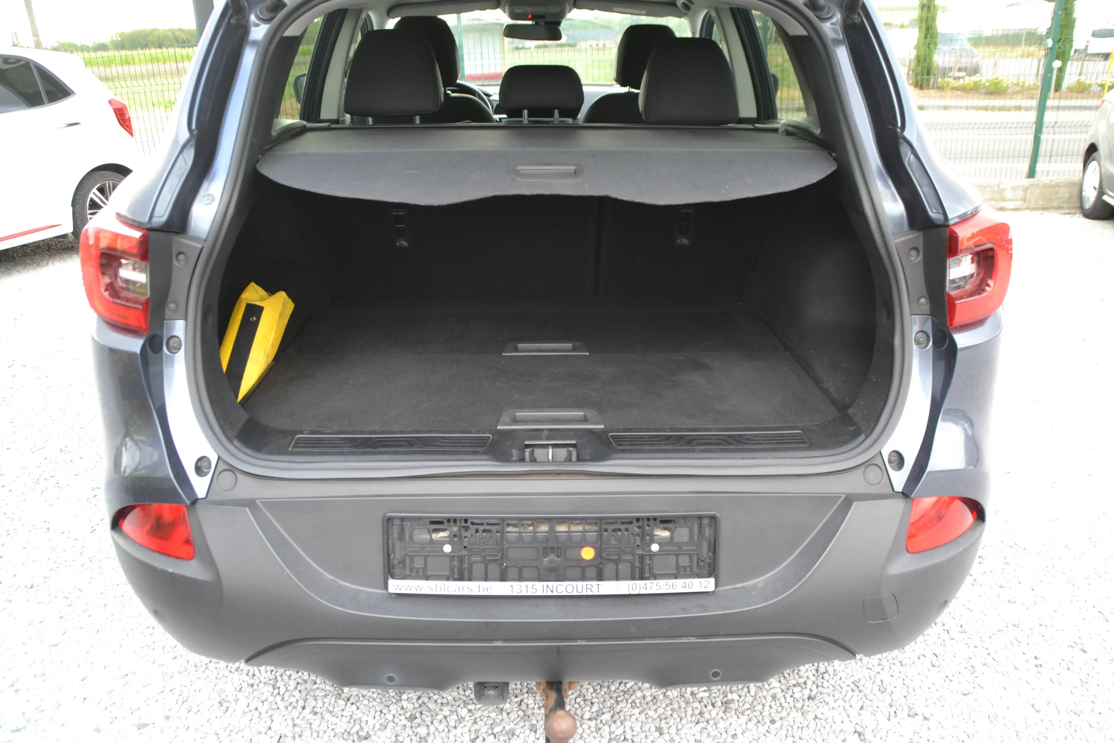 Renault Kadjar AUTOMATIQUE 1.2 TCe S-Edition 40 VOITURES DE STOCK SUR NOTRE SITE OFFICIEL SBLCARS.B.E — photo 12