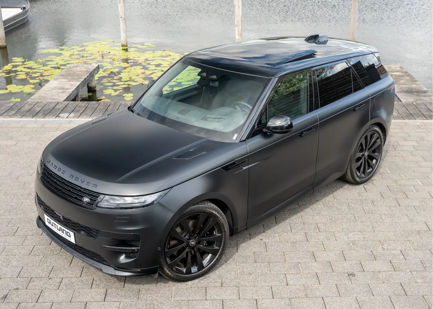 Land Rover Range Rover Sport P550e Autobiography | Full Options | Santorini Bla Zwart - 2