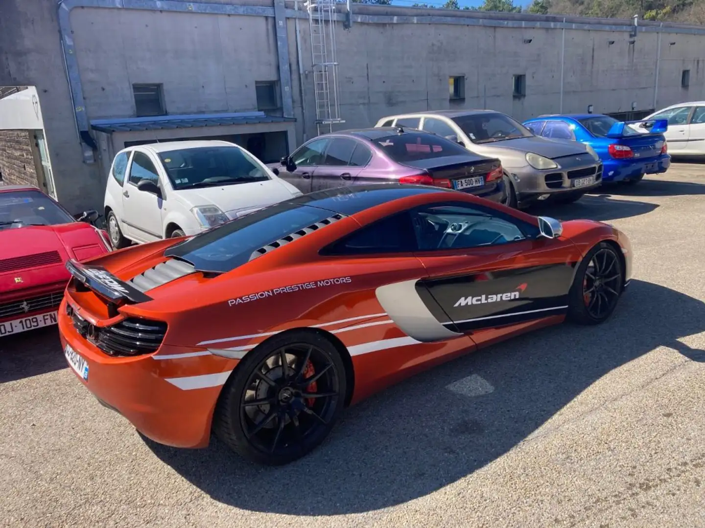 McLaren MP4-12C V8 3.8L bi-turbo 625cv Gris - 2