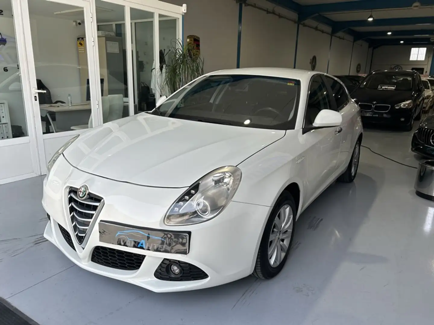 Alfa Romeo Giulietta 1.4 TB Collezione TCT 170 Blanco - 2