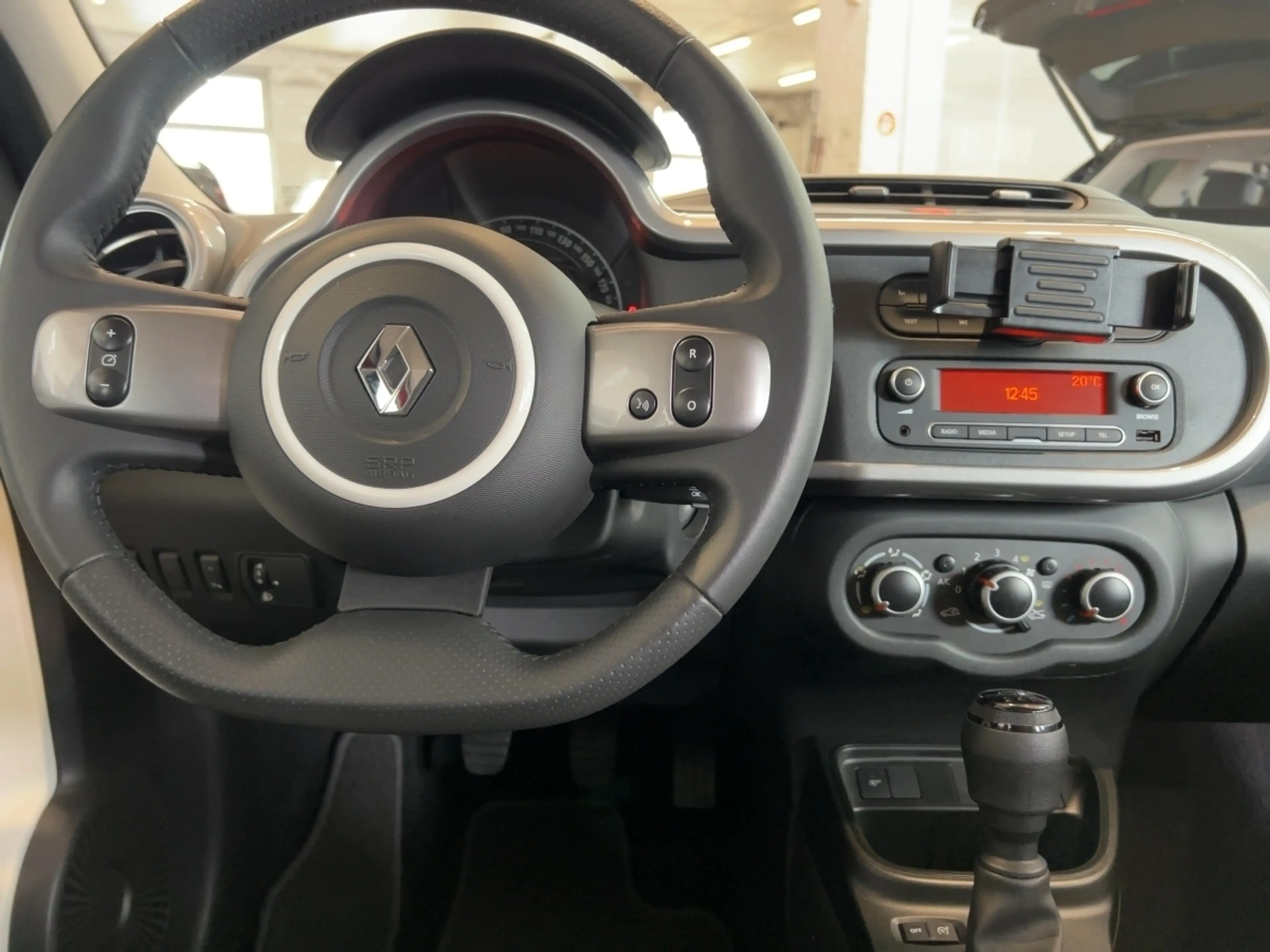 Renault Twingo ZEN SCe 65 Start & Stop SHZ KLIMA BT ABS ZV — photo 10