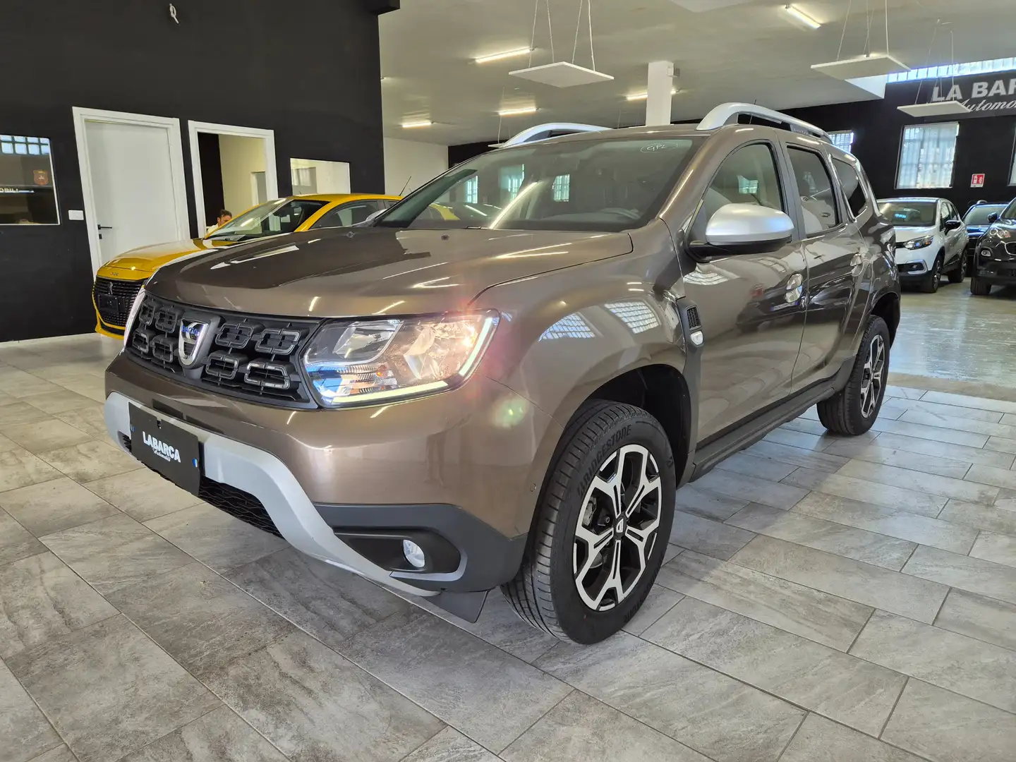 Dacia Duster GPL 2018 1.0 tce Prestige Eco-g 4x2 100cv Marrone - 2