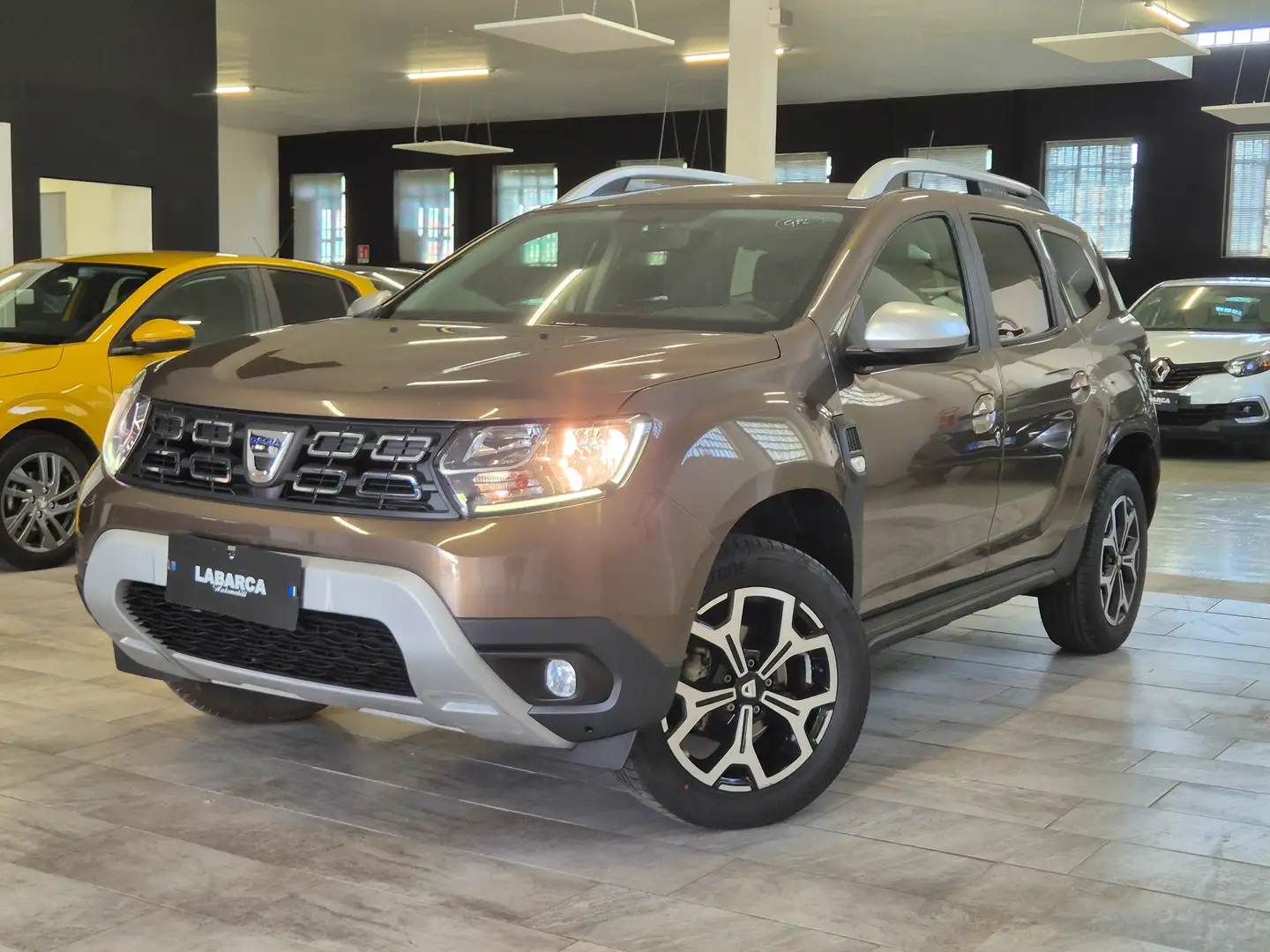 Dacia Duster GPL 2018 1.0 tce Prestige Eco-g 4x2 100cv Marrone - 1