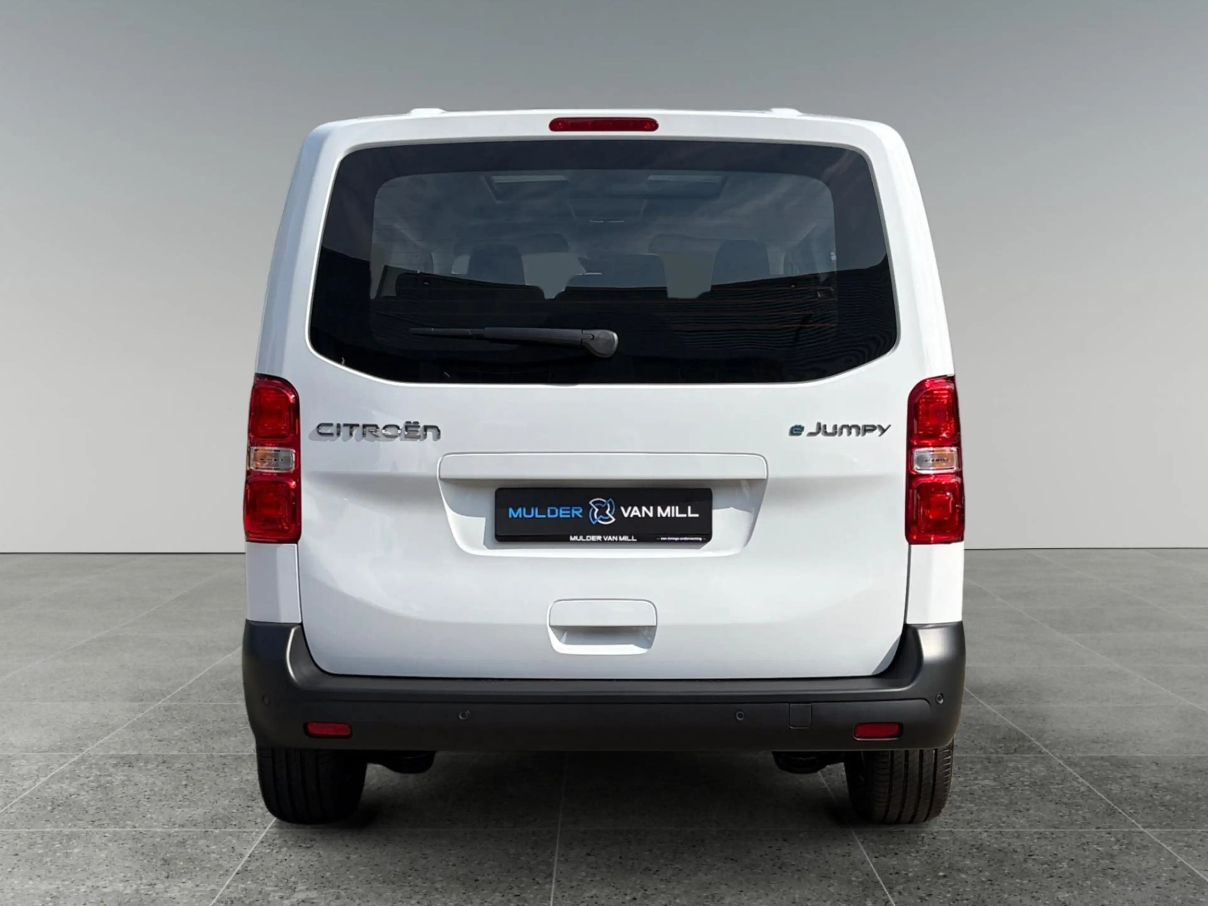 Citroen Jumpy ë-Jumpy L2 75kWh | 9-persoons | Achterklep | Airco — photo 9