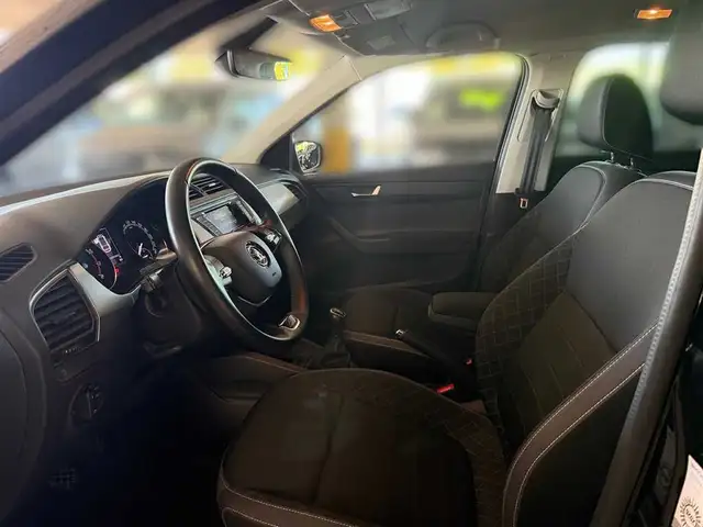 Skoda Fabia view 8