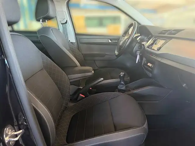 Skoda Fabia view 16