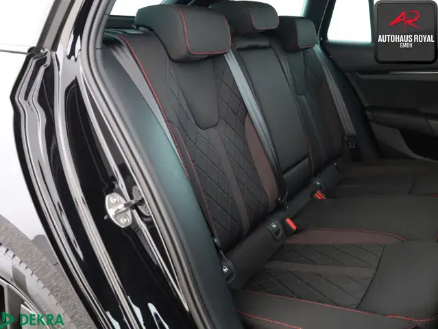 Skoda Octavia view 13