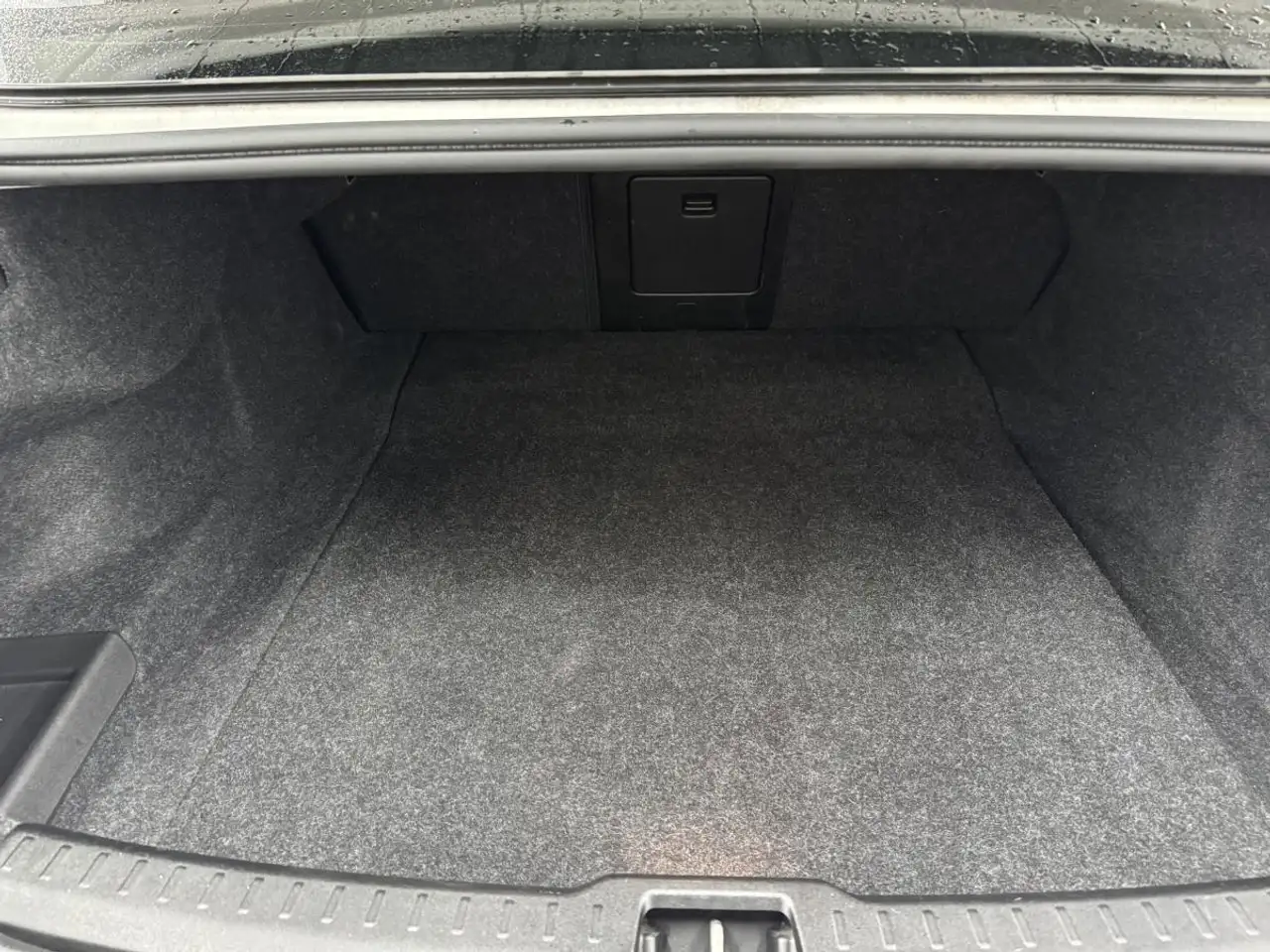 Volvo S60 снимка Volvo S60