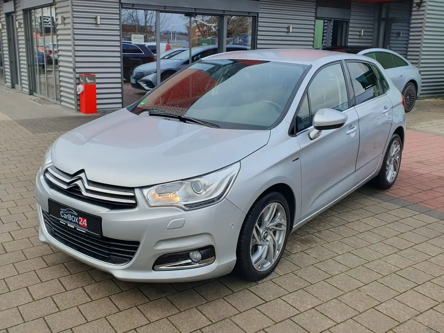 Citroen C4 Exclusive. 1. Hand, 8-fach bereift, Garagenauto Szary - 1