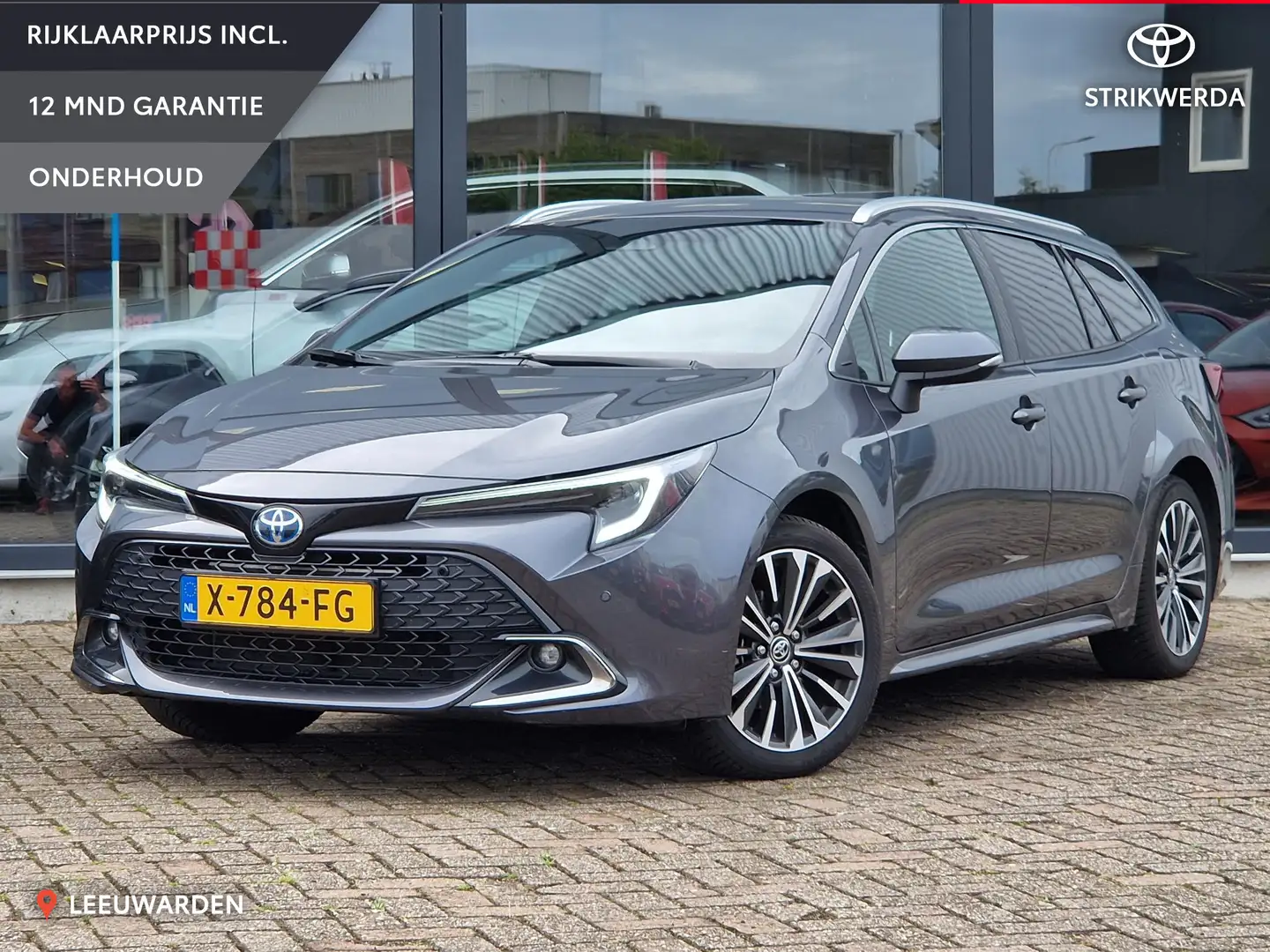Toyota Corolla Touring Sports 1.8 Hybrid First Edition Grau - 1