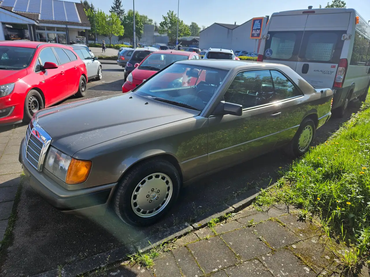 Mercedes-Benz CE 300