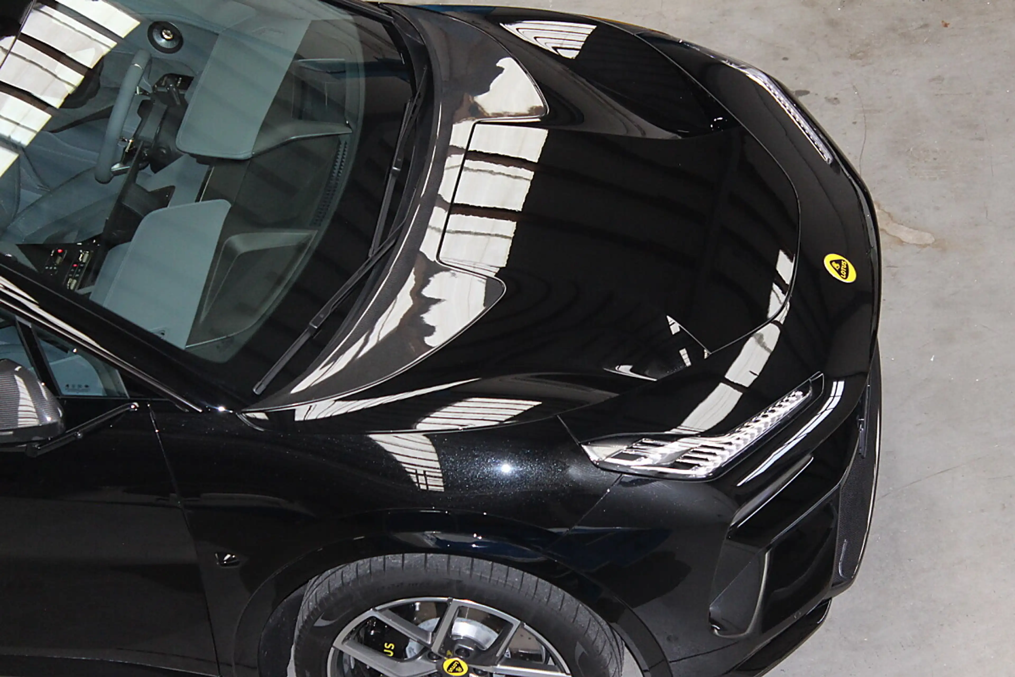 Lotus Eletre R — photo 7