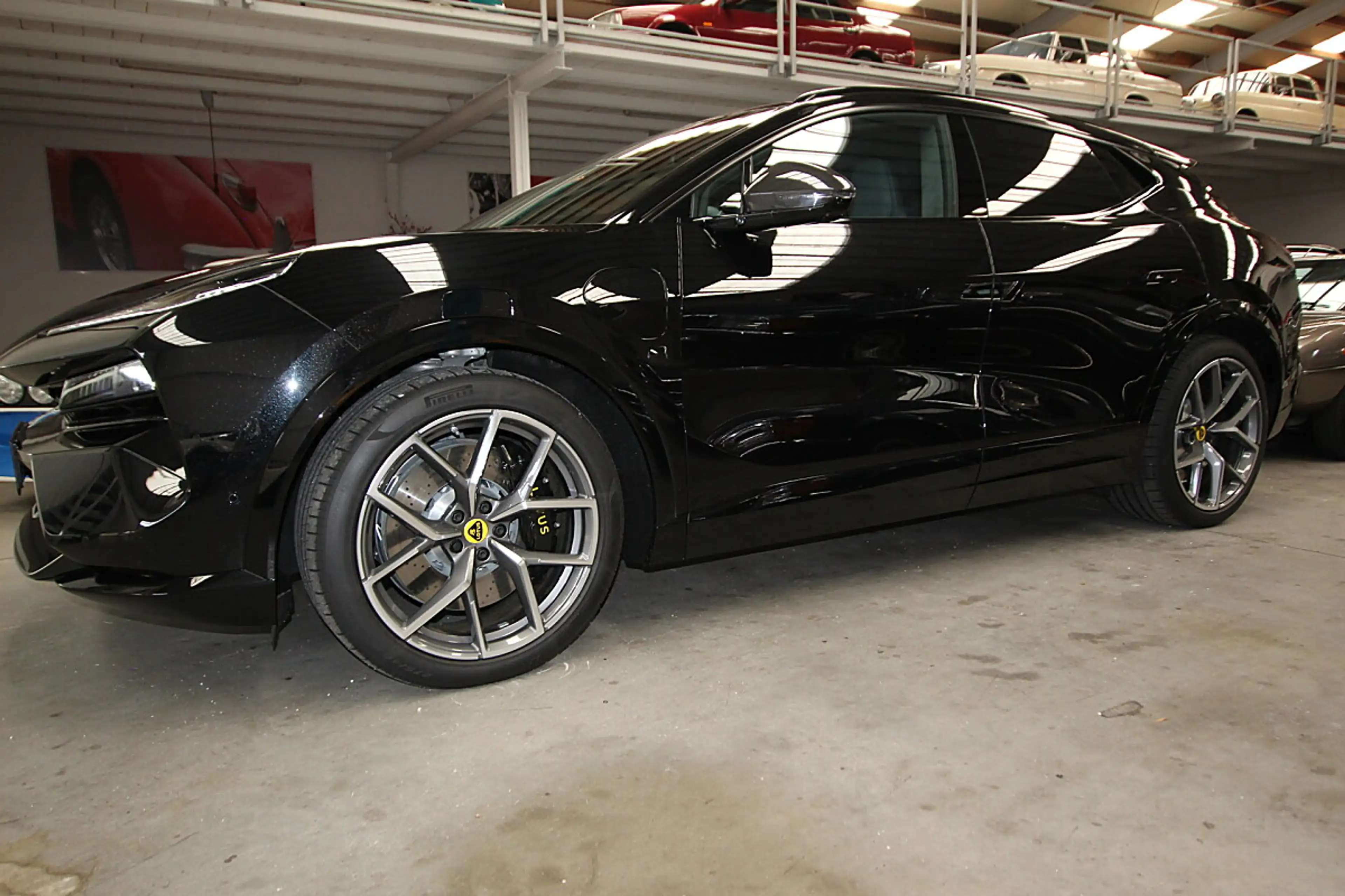 Lotus Eletre R — photo 9