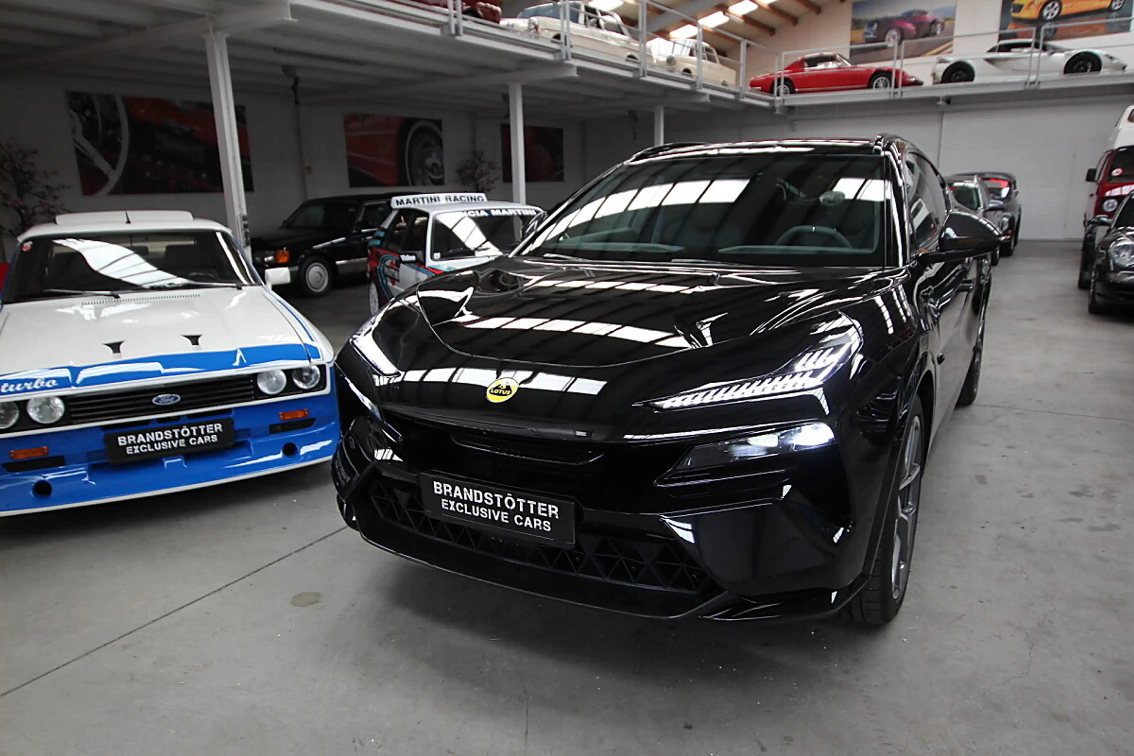 Lotus Eletre R — photo 2