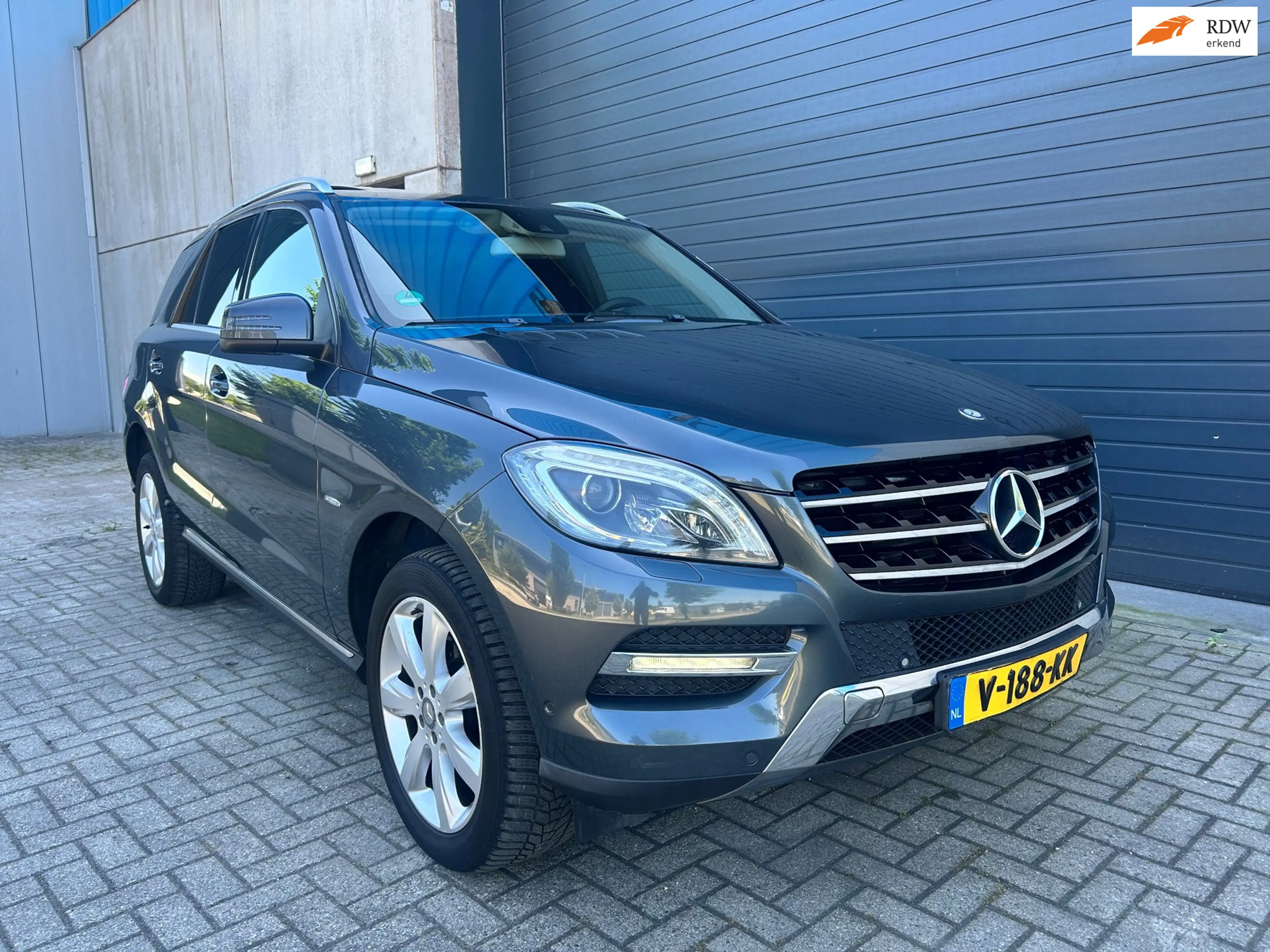 Mercedes-Benz ML 350 BlueTec 4MATIC AUT LEDER NAVI MARGE
