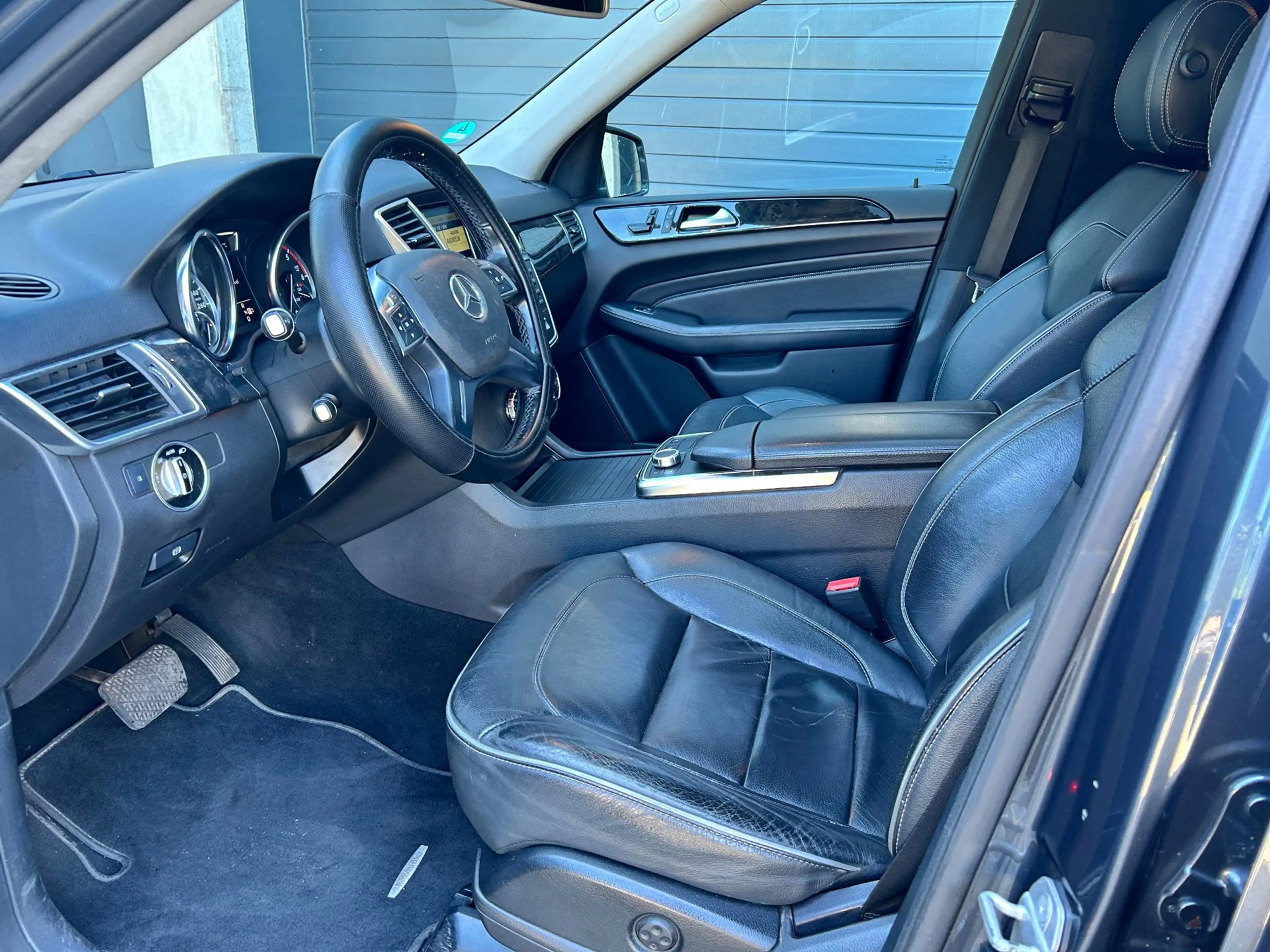 Mercedes-Benz ML 350 BlueTec 4MATIC AUT LEDER NAVI MARGE — photo 9