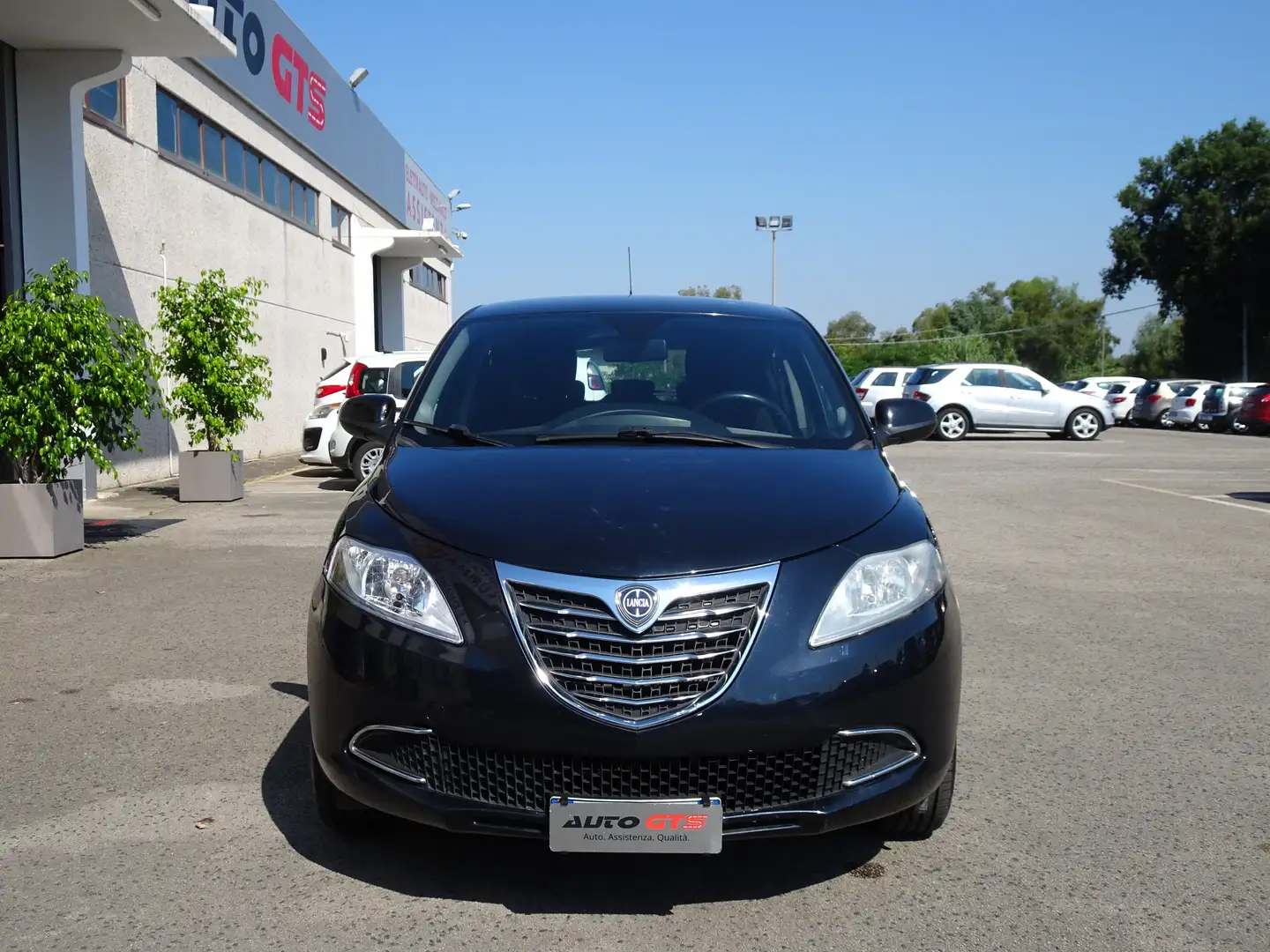 Lancia Ypsilon Ypsilon 1.2 8v Silver 69cv GPL Nero - 2