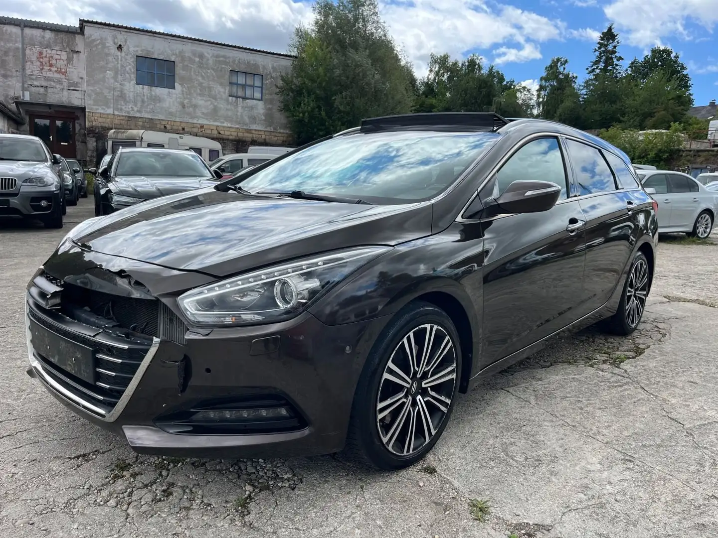 Hyundai i40 cw blue Premium 1,7*AUTOMATIK*VOLL-AUSSTATTU Коричневий - 1
