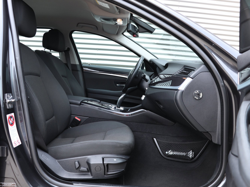 BMW 528 5-serie 528i Executive Automaat *Groot navi*Parkee — photo 8