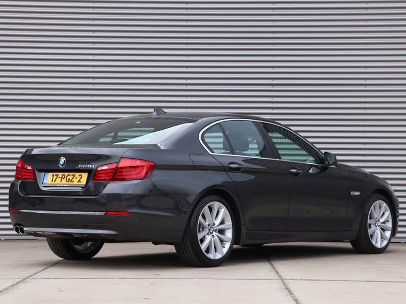 BMW 528 5-serie 528i Executive Automaat *Groot navi*Parkee — photo 2