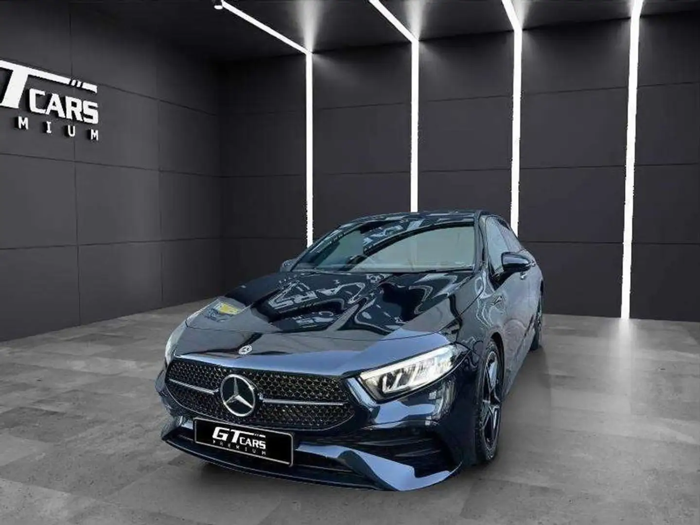 Mercedes-Benz A 250 250e AMG Negro - 1