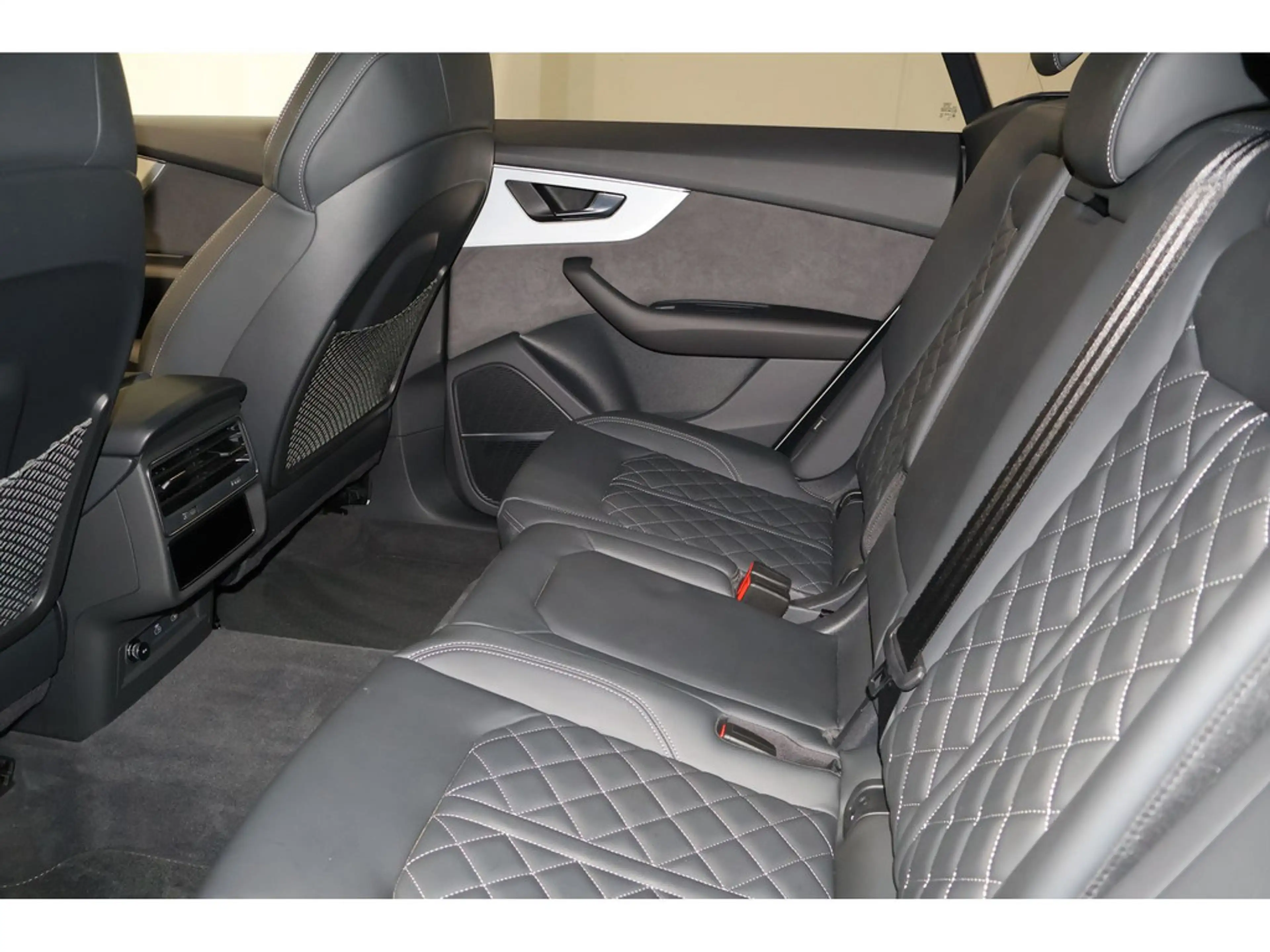 Audi Q8 50 TDI quattro B&O*Panorama*MatrixLED — photo 12