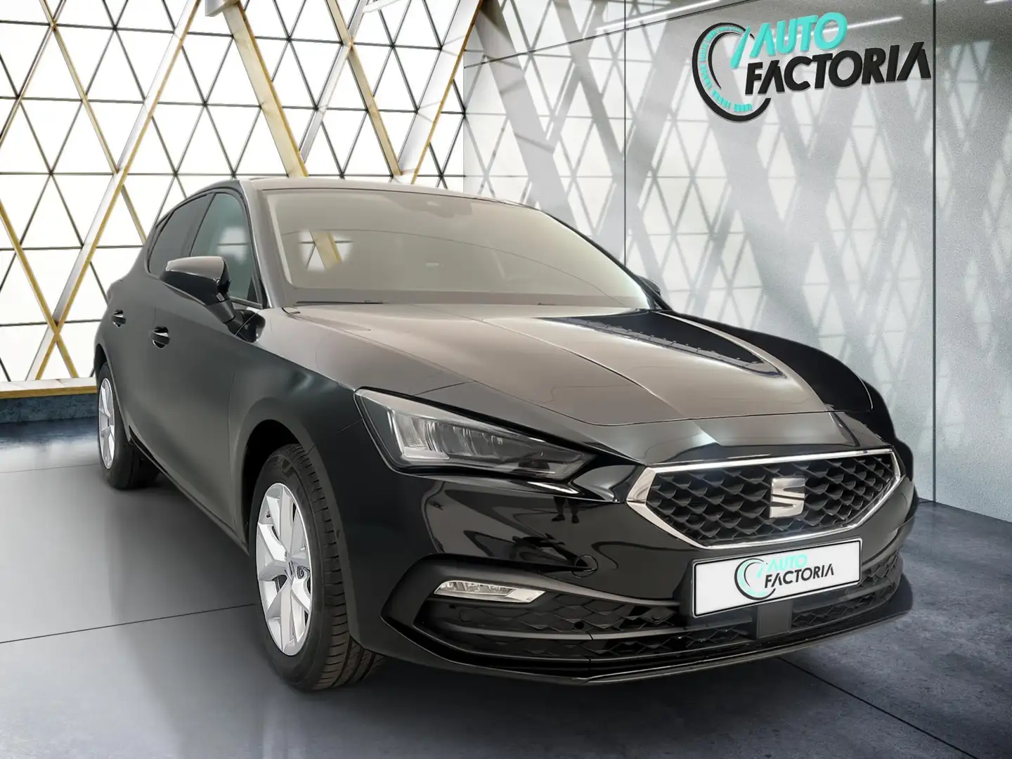 SEAT Leon -29% 1.5 TSI 130cv+MIRRORLINK+RADARS+LED+Options Noir - 2