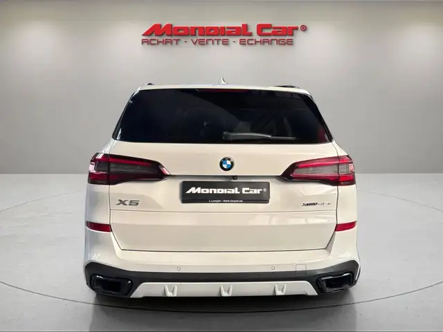 BMW X5 Xdrive45e view 7