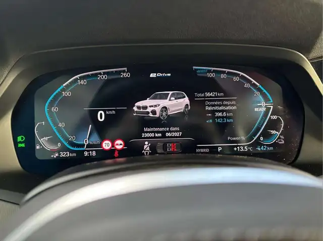 BMW X5 Xdrive45e view 12