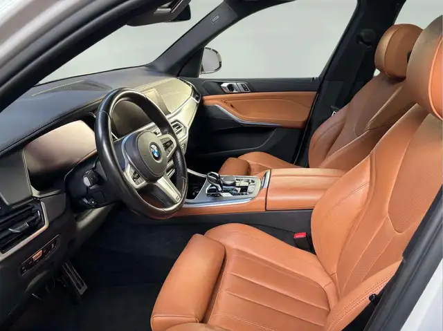 BMW X5 Xdrive45e view 8