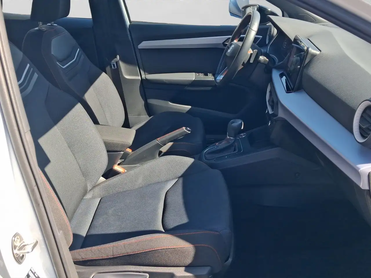 SEAT Ibiza 1.0 TSI DSG FR KAMERA PDC LED KEYLESS, миниатюра 4
