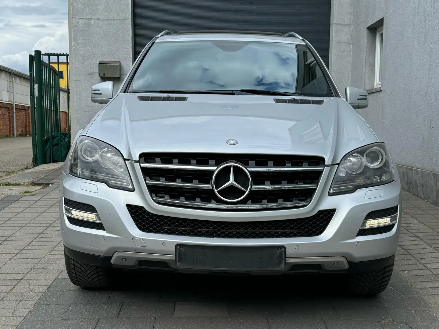 Mercedes-Benz ML 300 ML 300 CDI 4Matic grand edition LICHTE VRACHT Argento - 2