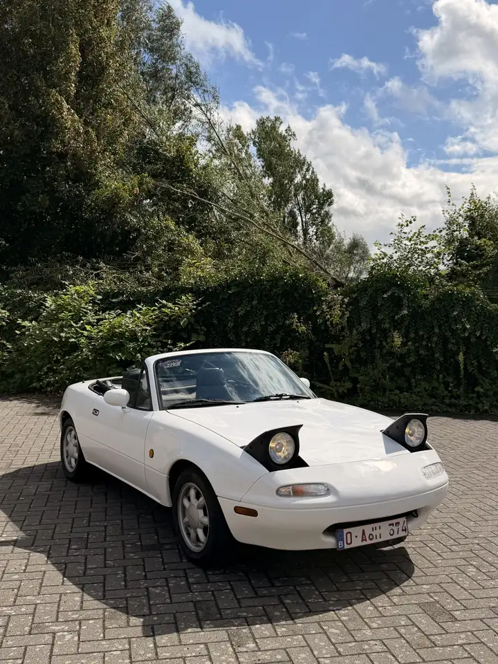Mazda MX-5 1.6i 16v, foto 1